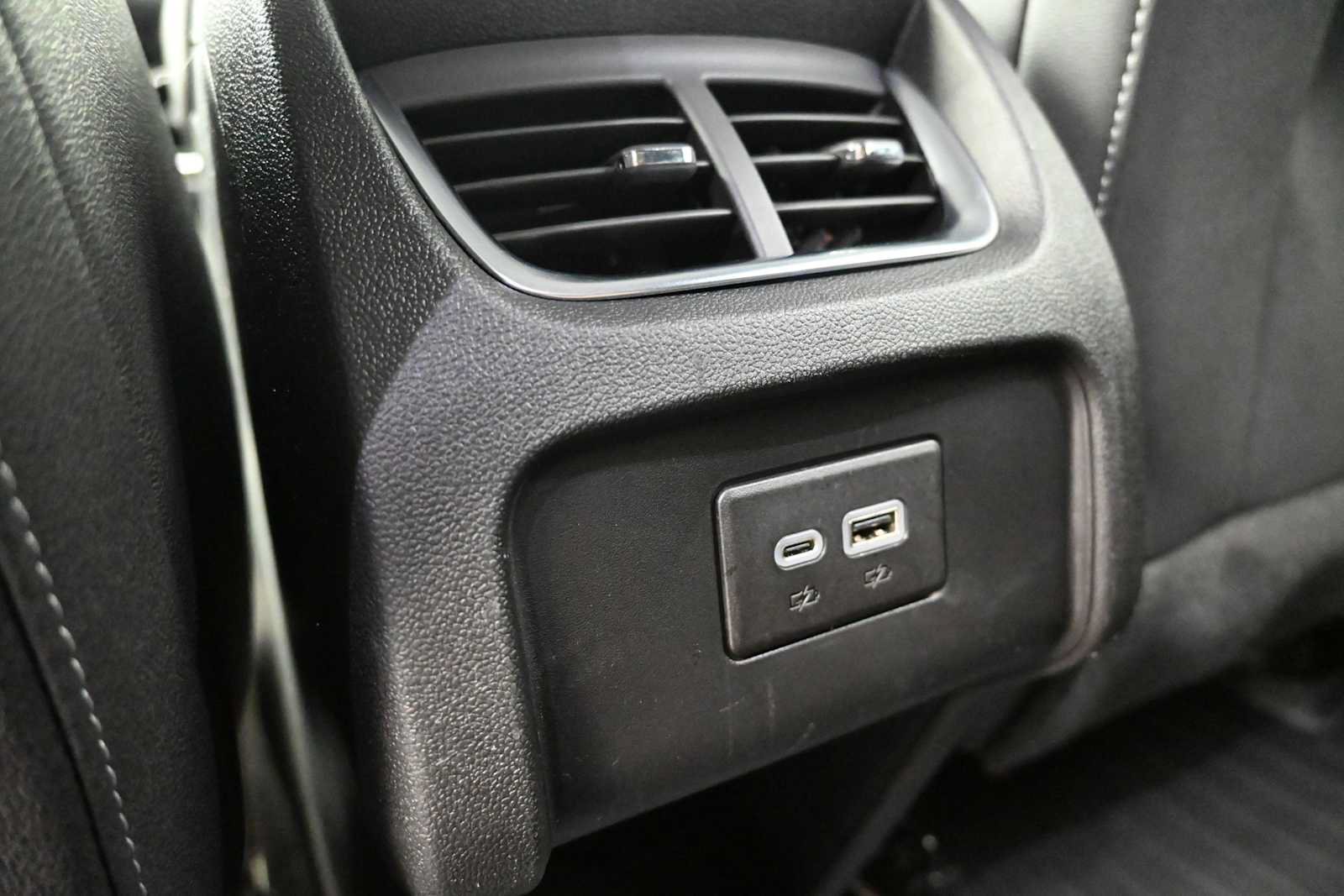 Used 2024 Chevrolet Blazer LT AWD/4WD image 20