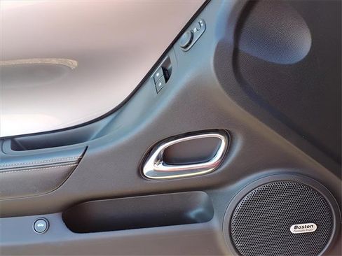 Used 2010 Chevrolet Camaro SS w/ RS Package image 16