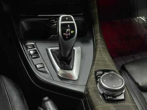 Used 2015 BMW M235i xDrive Coupe image 30