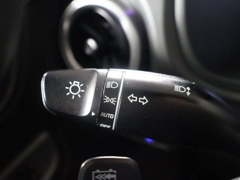 Used 2023 Hyundai Kona SE image 37