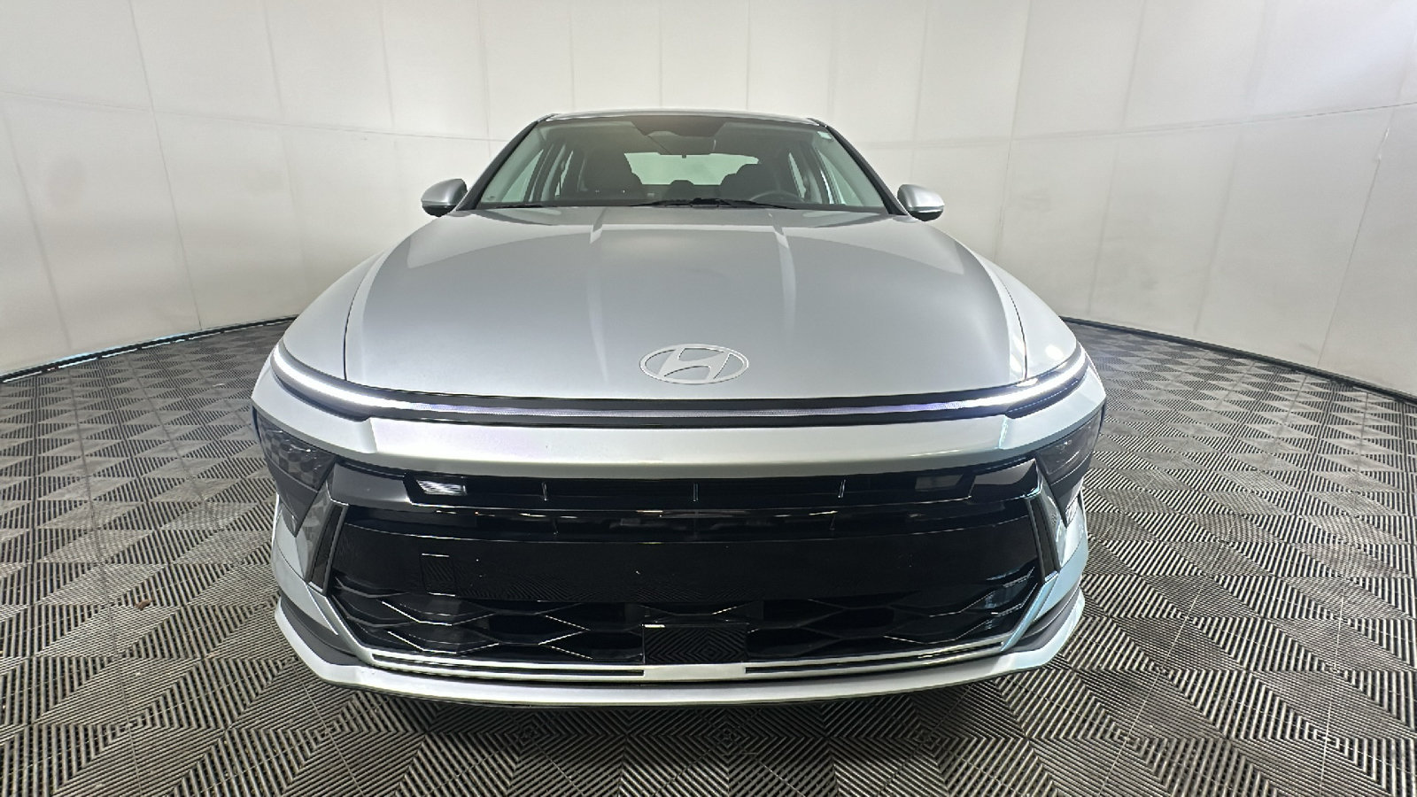 Certified 2026 Hyundai Sonata SE FWD image 9