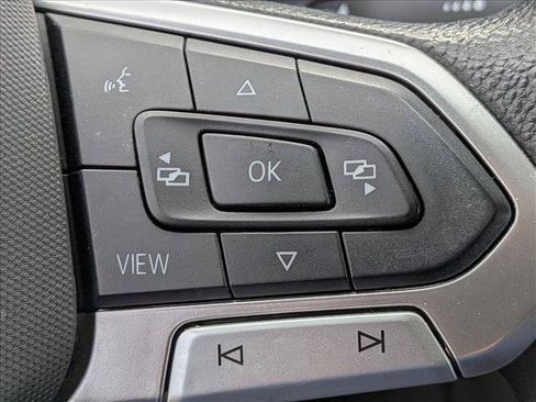 Used 2022 Volkswagen Tiguan S FWD image 6