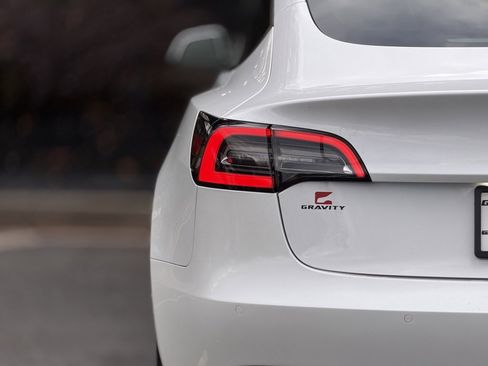 Used 2022 Tesla Model 3 Long Range image 15