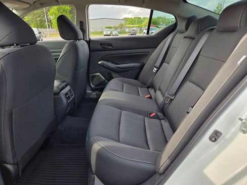 New 2026 Nissan Altima 2.5 SV FWD image 11