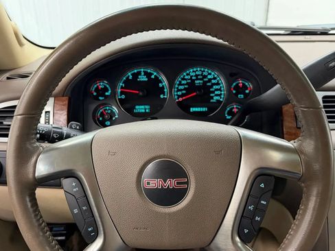 Used 2007 GMC Yukon XL 2500 SLE RWD image 21
