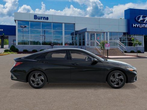 New 2026 Hyundai Elantra Sport FWD image 7