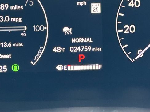 Used 2025 Honda CR-V Sport Touring image 28