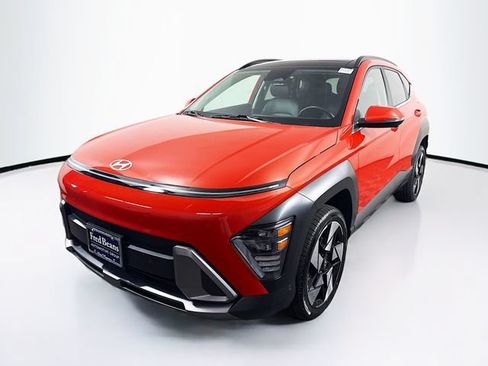 Certified 2024 Hyundai Kona Limited AWD/4WD image 4