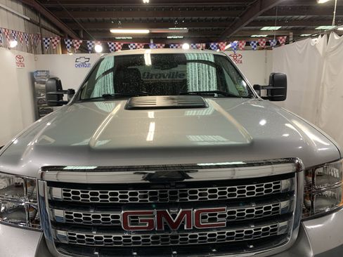 Used 2013 GMC Sierra 2500 SLT w/ SLT Convenience Package image 9
