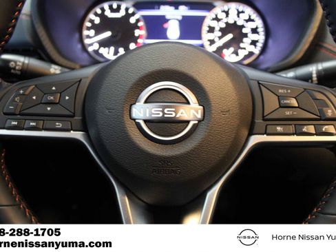 Certified 2025 Nissan Sentra SR FWD image 9