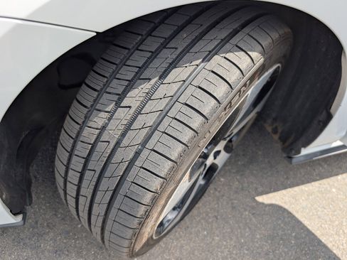 Used 2015 Volkswagen GTI Autobahn w/ Lighting Package (SEL) image 21