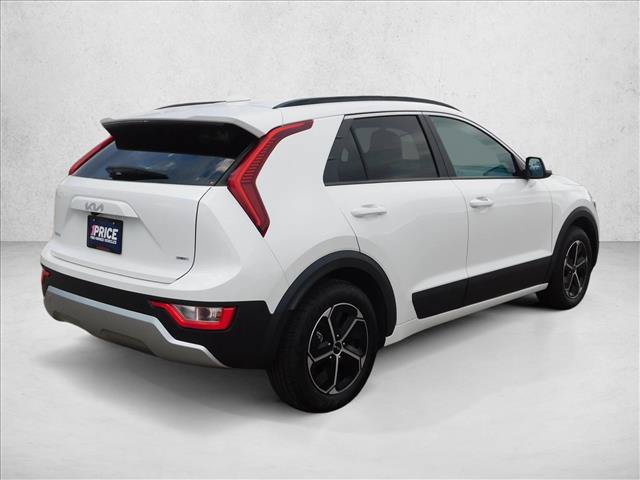 Used 2025 Kia Niro LX FWD image 8