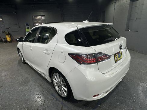 Used 2013 Lexus CT 200h w/ Premium Pkg w/Navigation image 3