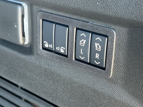 New 2026 Chevrolet Tahoe Premier image 9