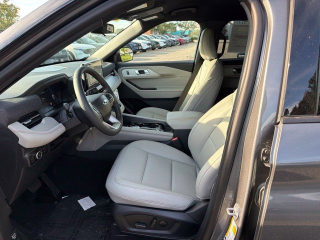 New 2027 Ford Explorer Active w/ Active Comfort Package AWD/4WD image 12