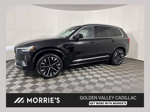Used 2025 Volvo XC90 B6 Plus AWD/4WD image 1