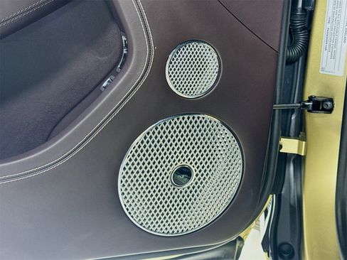 Certified 2024 Bentley Continental GT image 18