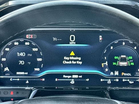 Used 2025 Chevrolet Silverado 2500 LT w/ Convenience Package image 20