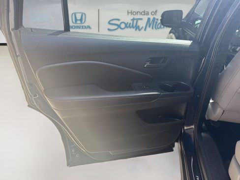 Certified 2024 Honda Passport EX-L image 25