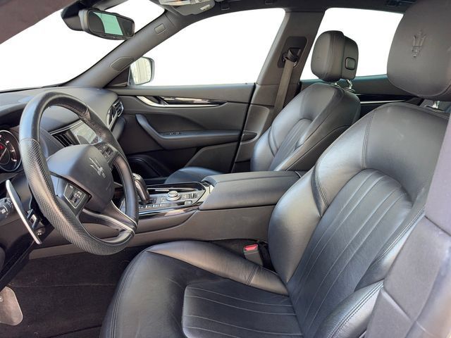 Used 2021 Maserati Levante S AWD/4WD image 8