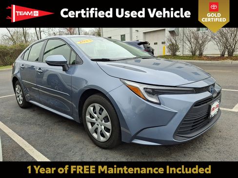 Certified 2023 Toyota Corolla LE image 1