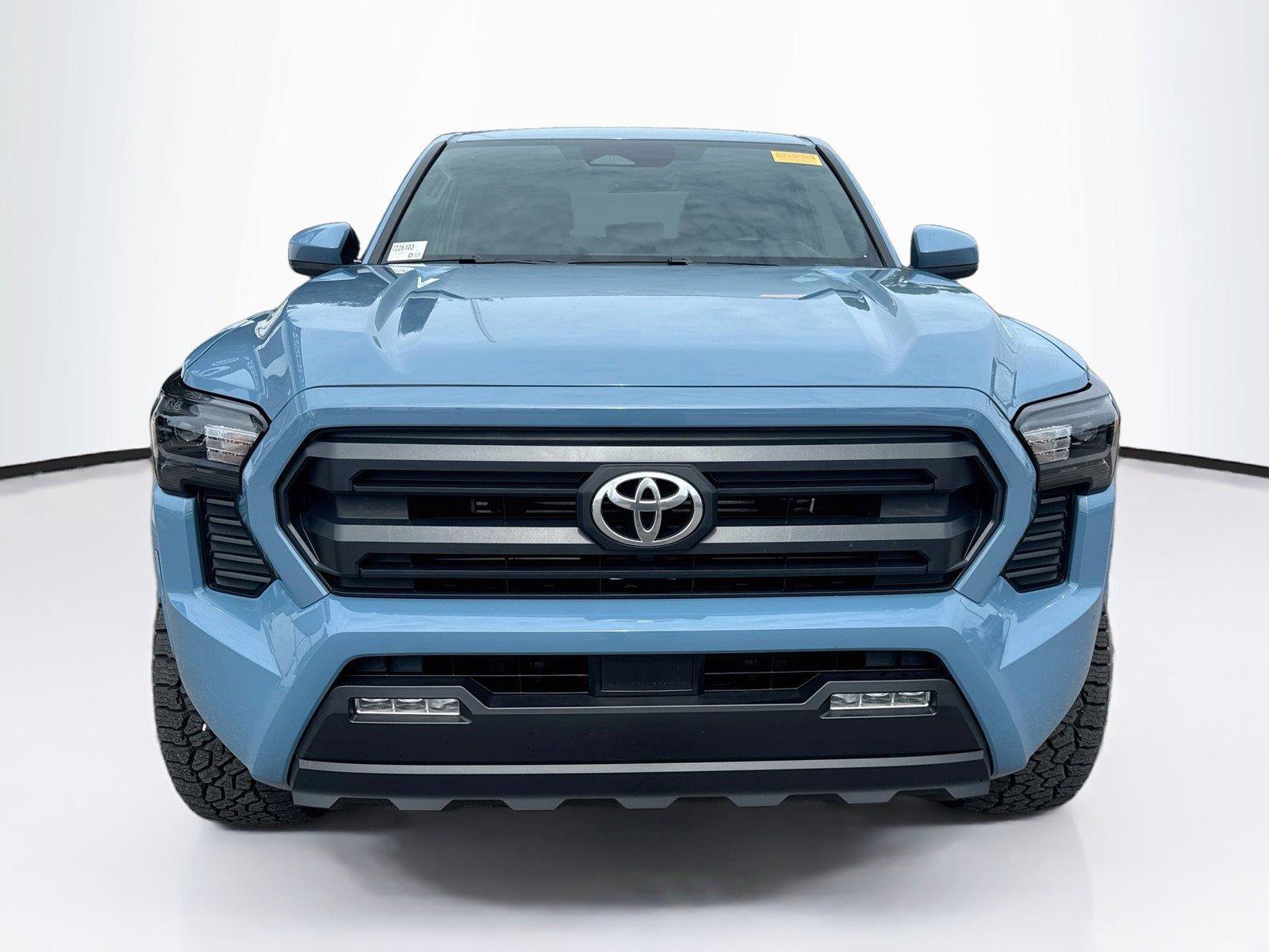 Used 2026 Toyota Tacoma SR5 AWD/4WD image 8