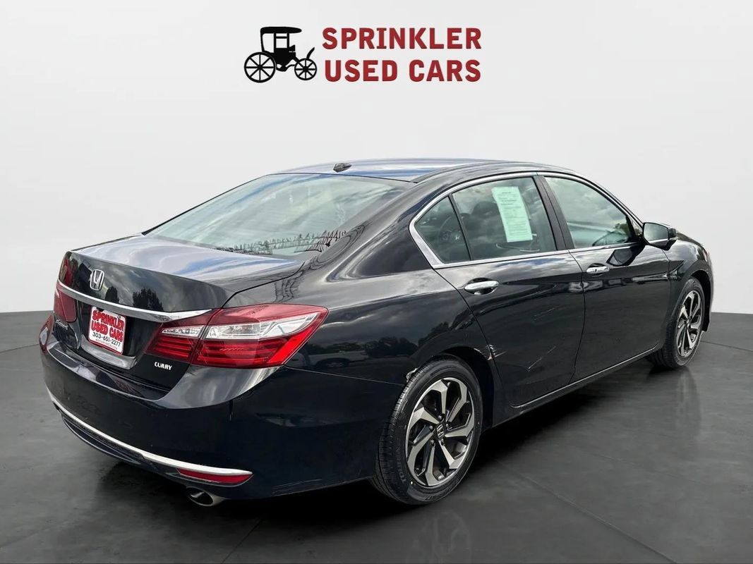 Used 2016 Honda Accord EX image 4