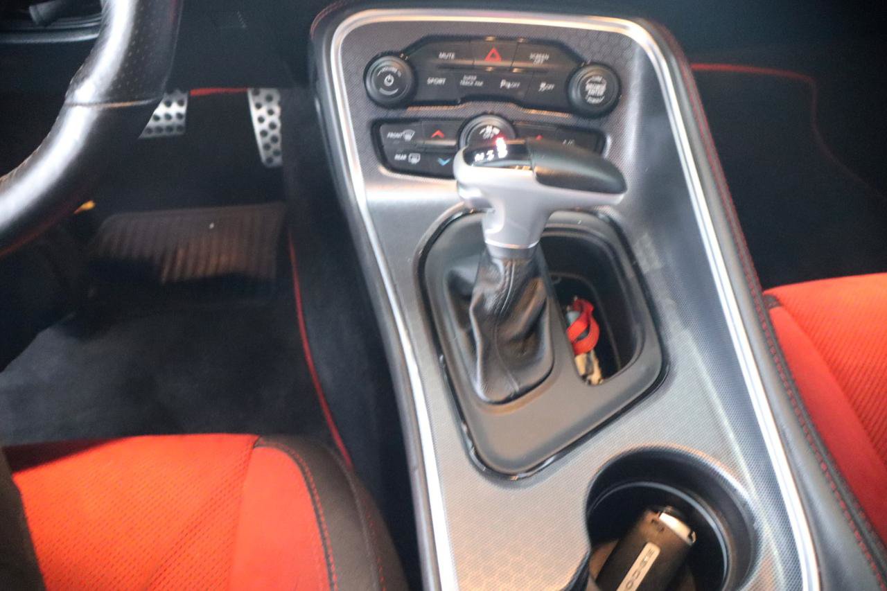 Used 2018 Dodge Challenger R/T Scat Pack w/ Dynamics Package RWD image 24