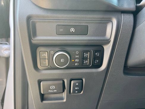 Used 2025 Ford F150 Raptor AWD/4WD image 14