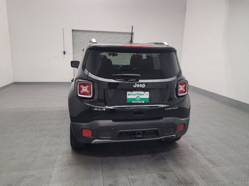 Used 2018 Jeep Renegade Limited w/ UConnect 8.4 Nav Group AWD/4WD image 6