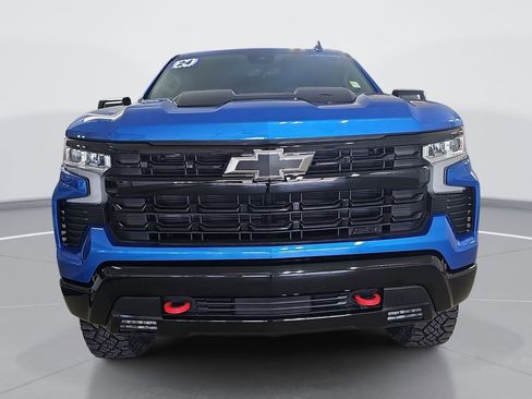 Used 2024 Chevrolet Silverado 1500 LT Trail Boss w/ Convenience Package II image 10