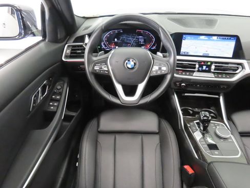 Used 2022 BMW 330i Sedan w/ Driving Assistance Package RWD image 15