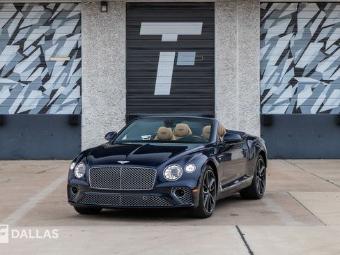 Used 2021 Bentley Continental GT image 5