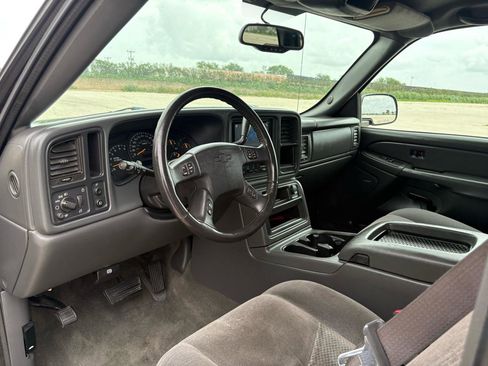 Used 2005 Chevrolet Silverado 1500 LS w/ Safe And Sound Package RWD image 52