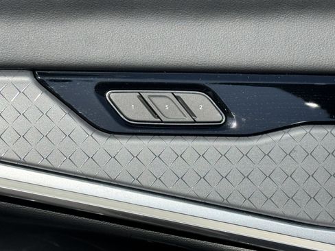 New 2025 Jeep Wagoneer S Limited image 16