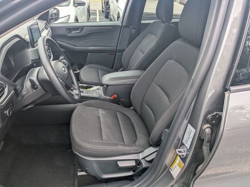 Used 2025 Ford Escape Active image 8