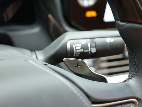 Used 2024 Lexus LS 500 w/ Interior Upgrade Package RWD image 28