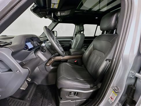 Used 2020 Land Rover Defender 110 X image 21