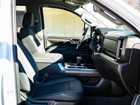 Used 2023 Chevrolet Silverado 1500 RST w/ Protection Package image 42