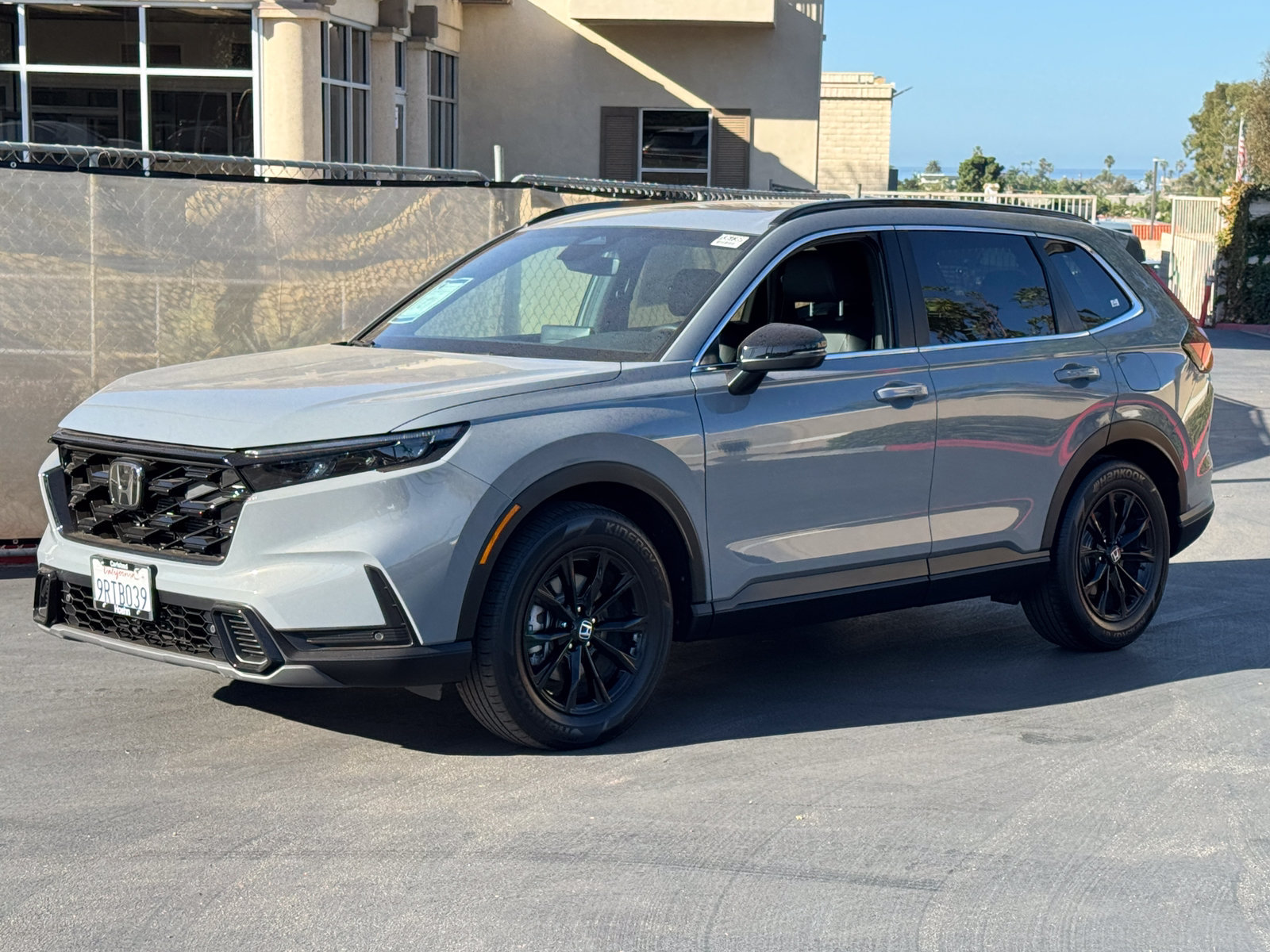 Used 2025 Honda CR-V Sport-L image 4