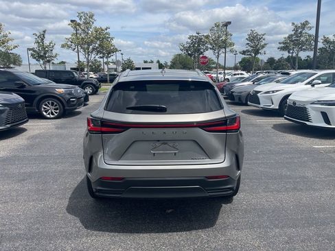 Used 2023 Lexus NX 250 FWD w/ Towing Package (2000 Lbs) image 4