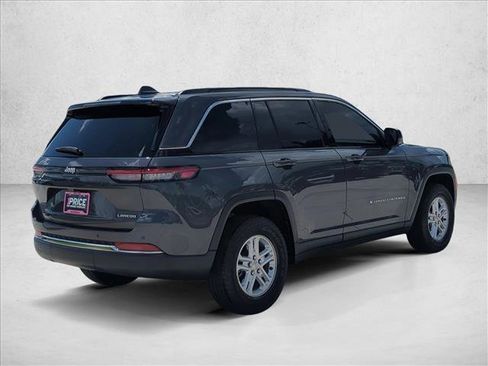 Used 2025 Jeep Grand Cherokee Laredo w/ Luxury Tech Group I RWD image 5