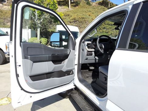 New 2026 Ford F450 XL w/ XL Chrome Package image 5