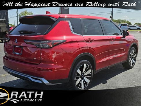 New 2025 Mitsubishi Outlander SE AWD/4WD image 4