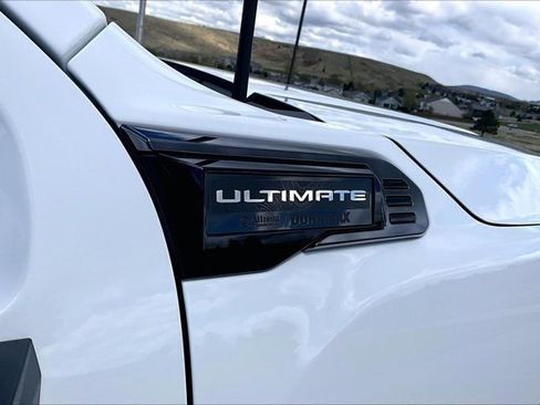 Used 2025 GMC Sierra 3500 Denali Ultimate AWD/4WD image 24