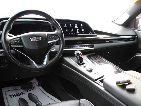 Used 2022 Cadillac Escalade ESV Sport w/ Touring Package image 23