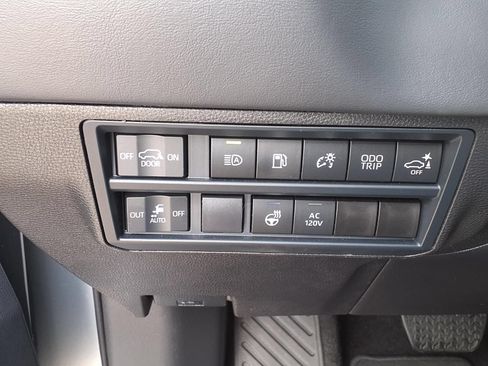 Certified 2025 Toyota Sequoia Platinum AWD/4WD image 21