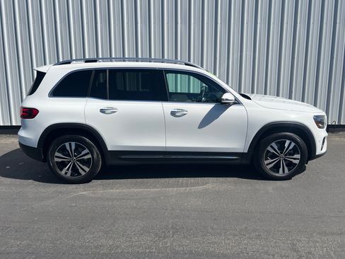 Used 2026 Mercedes-Benz GLB 250 image 7