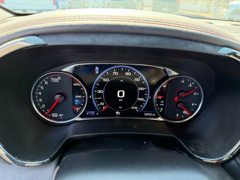 Used 2023 Chevrolet Blazer RS w/ Driver Confidence II Package FWD image 9