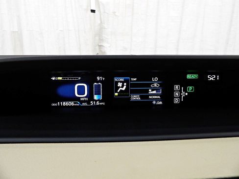 Used 2016 Toyota Prius Three w/ Protection Package FWD image 19